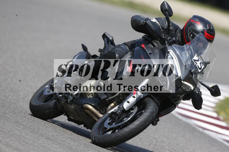 Archiv-2025/49 26.08.2025 Cornu Master School ADR/gruen-vert/25